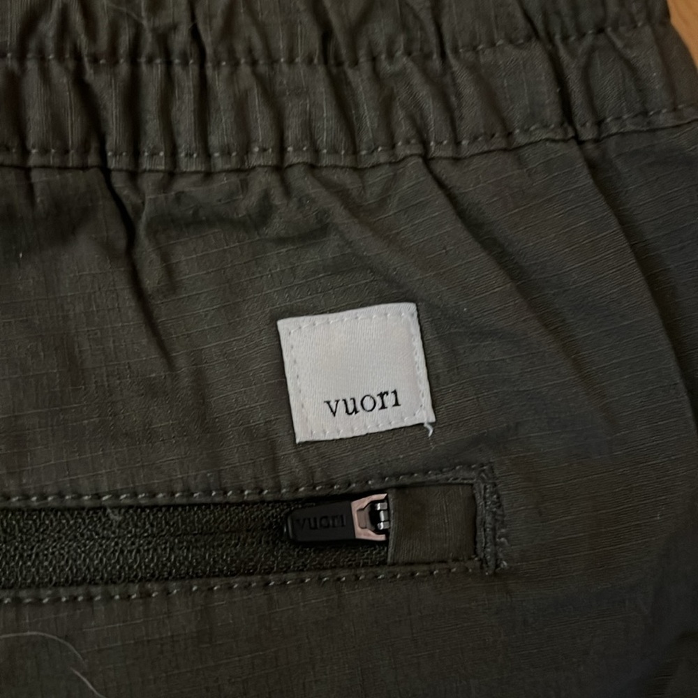 NWT Vuori Vintage Ripstop Short Women’s Small - Picture 5 of 7